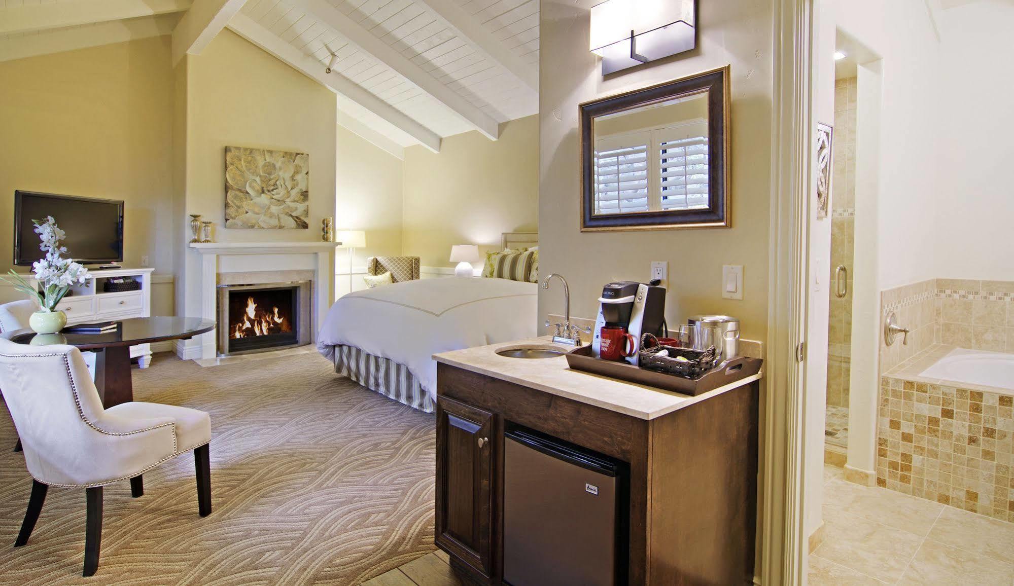 Carriage House Inn Carmel-by-the-Sea Экстерьер фото